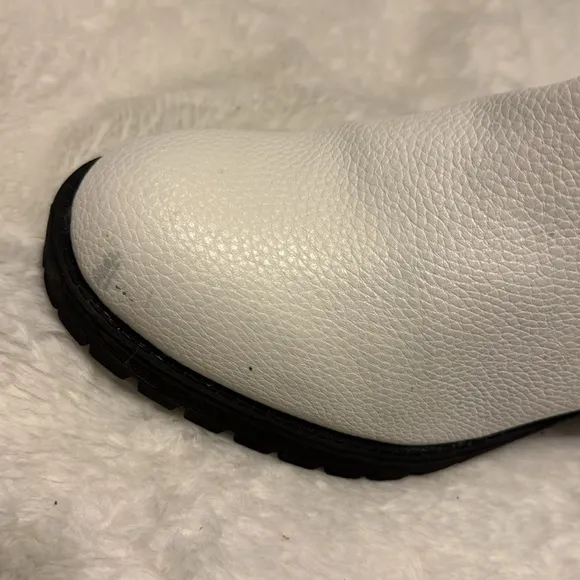 Mia Jody Chelsea Boot - Size 7.5