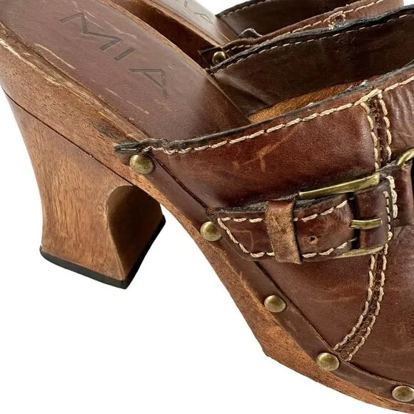 MIA Wooden Clogs Mules Y2K Brown Distressed Leather Womens US Size 7 Chunky Heel