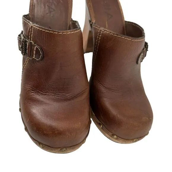 MIA Wooden Clogs Mules Y2K Brown Distressed Leather Womens US Size 7 Chunky Heel