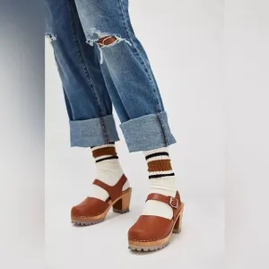Mia Abba Swedish 70's style wooden clog heels women's