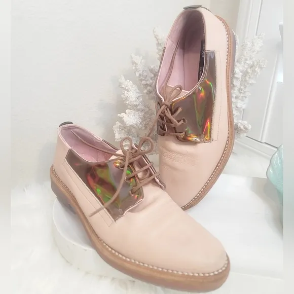 MIISTA METALLIC LEATHER PINK LACE-UP OXFORD WOMEN'S SIZE 37