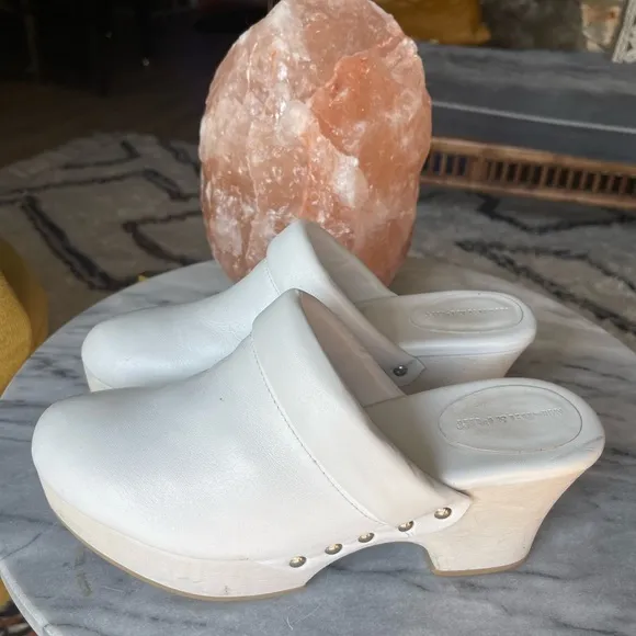 Mischa &amp; Puff leather Pillow Clog