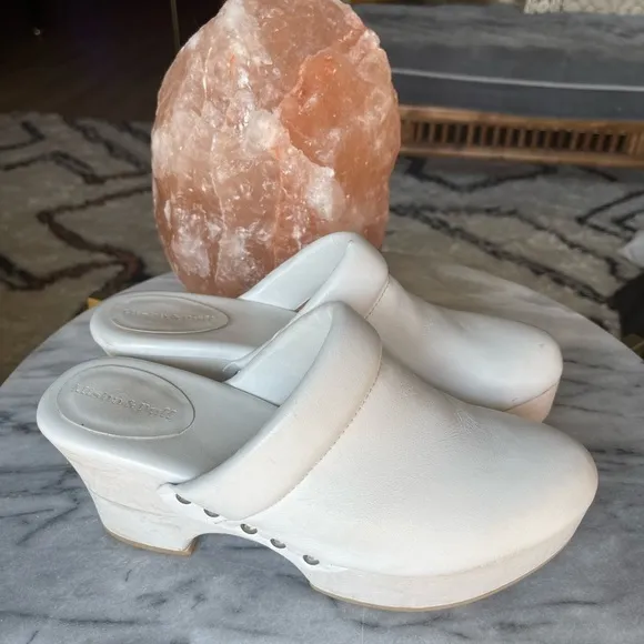 Mischa &amp; Puff leather Pillow Clog