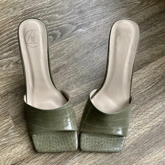 Missguided Green Square Toe Mid Heel Mules