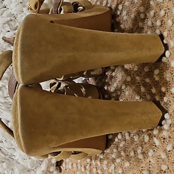 Missoni Suede Heels