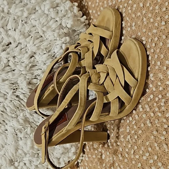 Missoni Suede Heels