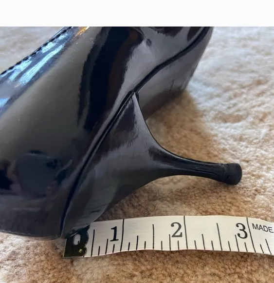 Miu Miu Patent Leather Kitten Heels Black Size 6 TLC
