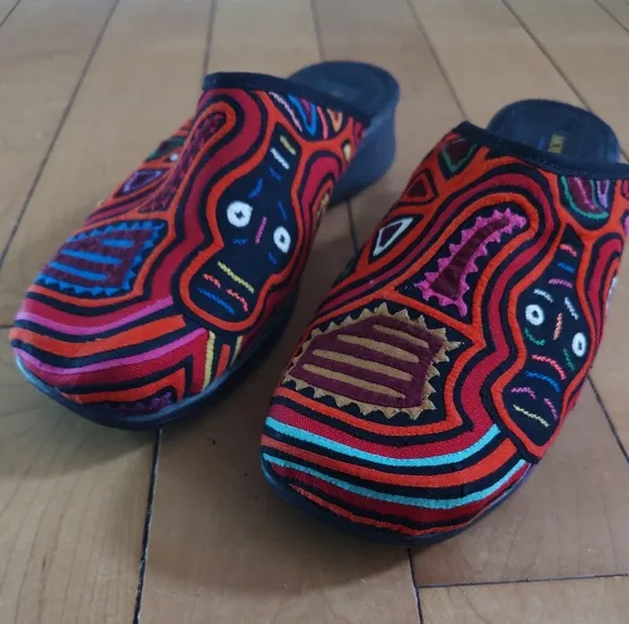 Molas4U Kuna Molas Colorful African Style Textile Embroidered Slip-On Mules
