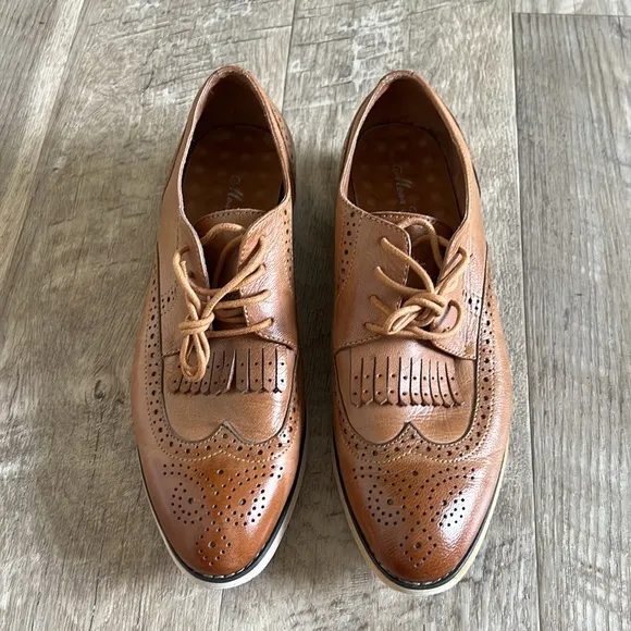 Mona Flying Women's Leather Perforated Lace-up Oxfords.