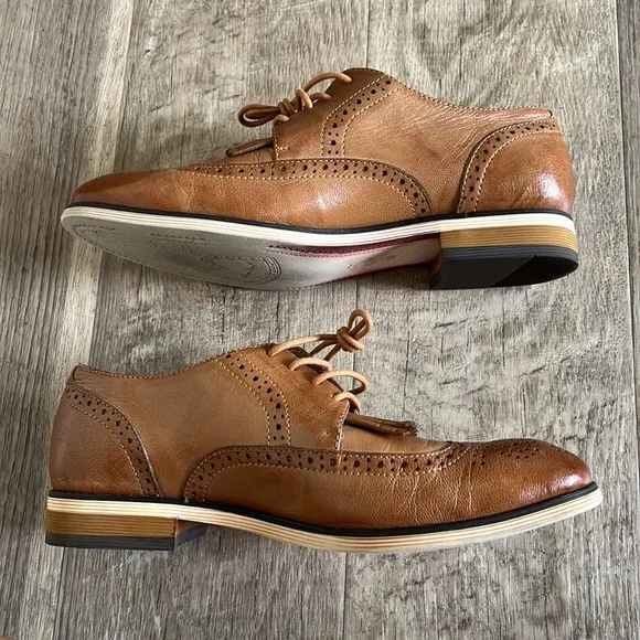 Mona Flying Women's Leather Perforated Lace-up Oxfords.
