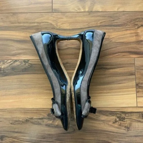 Moschino bow trim kitten heels 6.5