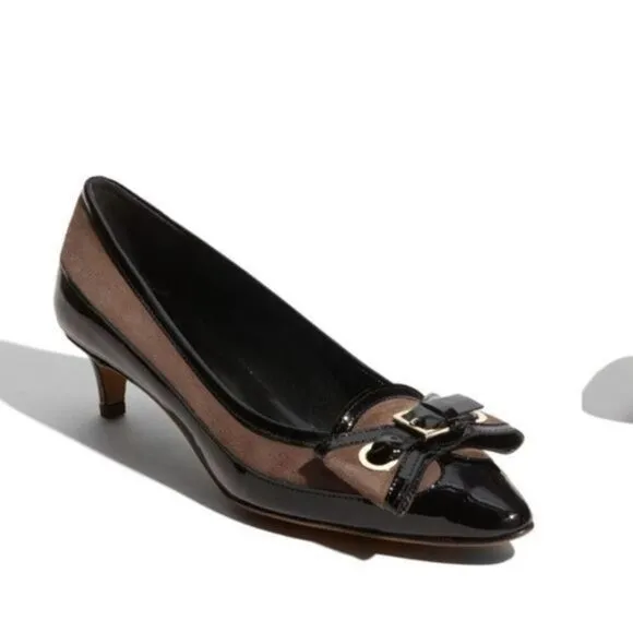 Moschino bow trim kitten heels 6.5