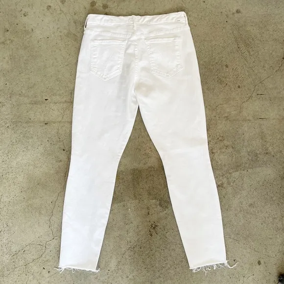 MOTHER NWT High Waisted Looker Ankle Fray Jeans