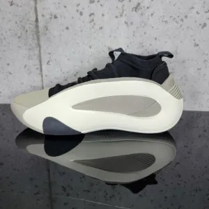 MSRP $160 Harden Volume 8 Basketball Shoes Sz 9.5 Grey/Ivory/Core Black