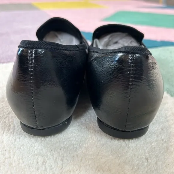 Munro Black Crinkle Leather Slip On Loafer’s 8.5