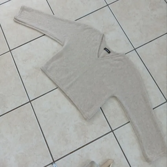 Naadam Cashmere Wide Sleeve V Neck Sweater Oatmeal XS