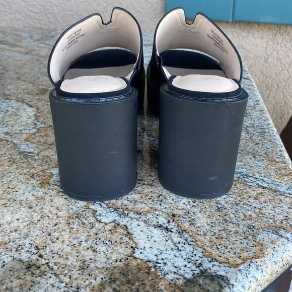 Naked Feet Freja Block Heel Mule! Size 7.5