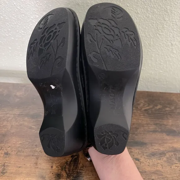 NAOT AVIGNON COAL/REPTILE Grey Black Women’s Size 5 / 36 Comfort Clogs NEW