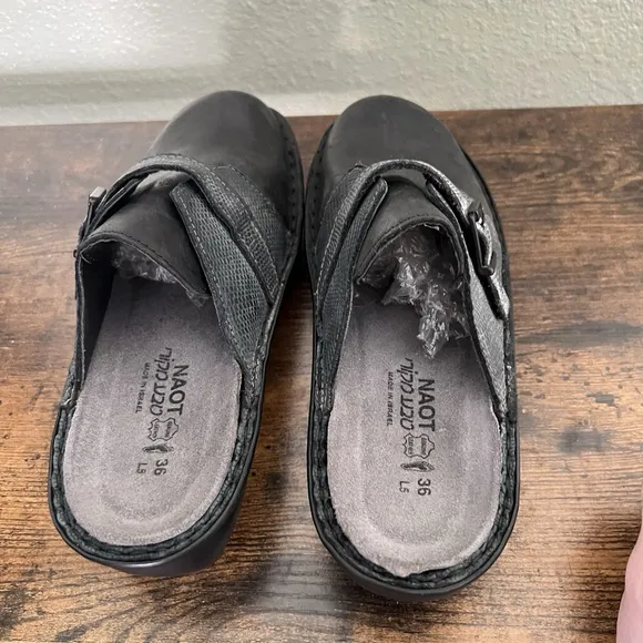 NAOT AVIGNON COAL/REPTILE Grey Black Women’s Size 5 / 36 Comfort Clogs NEW