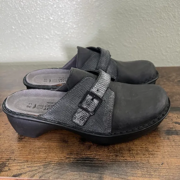 NAOT AVIGNON COAL/REPTILE Grey Black Women’s Size 5 / 36 Comfort Clogs NEW