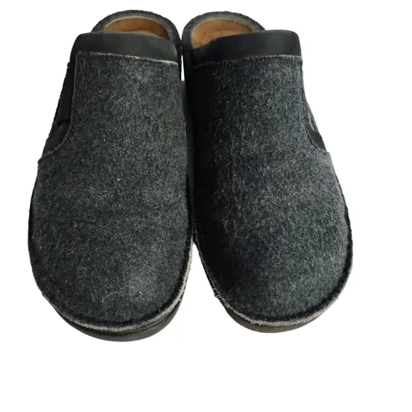 Naot Gray Wool Felt Leather Mule Clogs Slip On 38