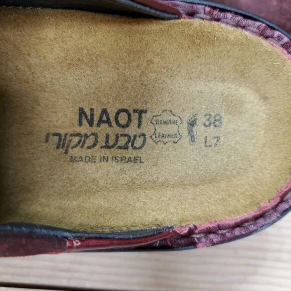 Naot Womens 7/EU 38 Red Clogs Closed Toe Mule Leather Slip On Low Heel Comfort