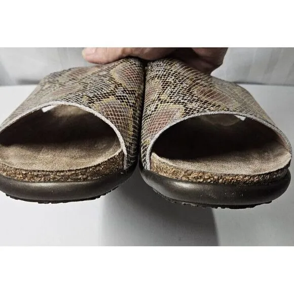 NAOT‎  Women's Skylar Slide Sandal Golden Python Leather 41/L10
