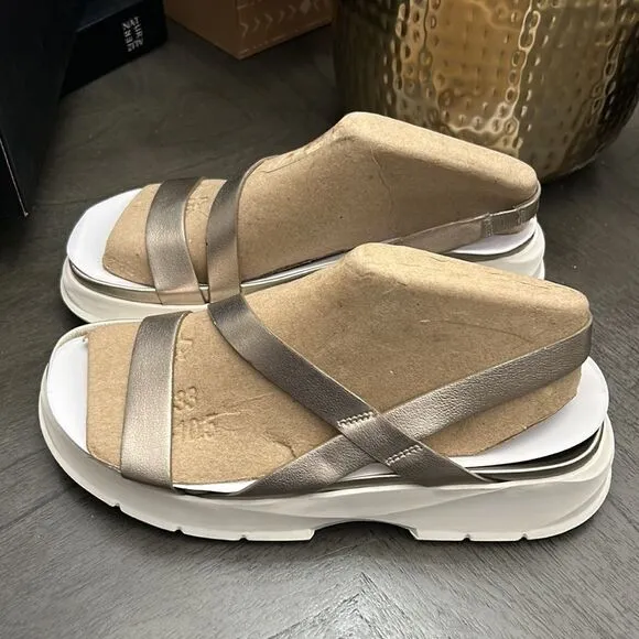 Naturalize Warm Silver Jubalee Sandal