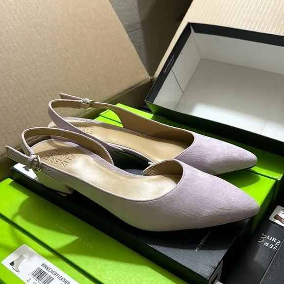 Naturalizer Banks Pump in Lilac