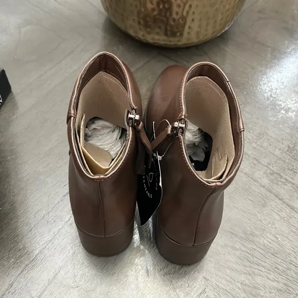 NATURALIZER Bay Chocolate Waterproof Leather (WIDE)