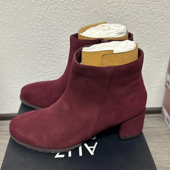 Naturalizer Bay Waterproof Bootie in Cabernet Sauvignon Suede (WIDE)