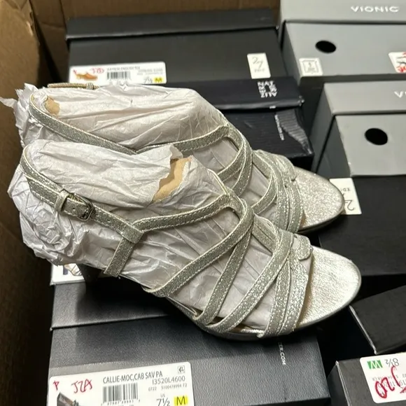 Naturalizer Baylor Sandal (WIDE)