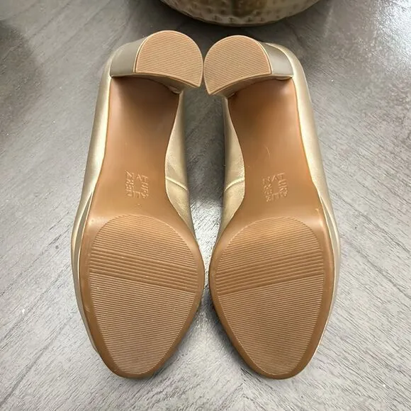 Naturalizer Berlin Platform Pump