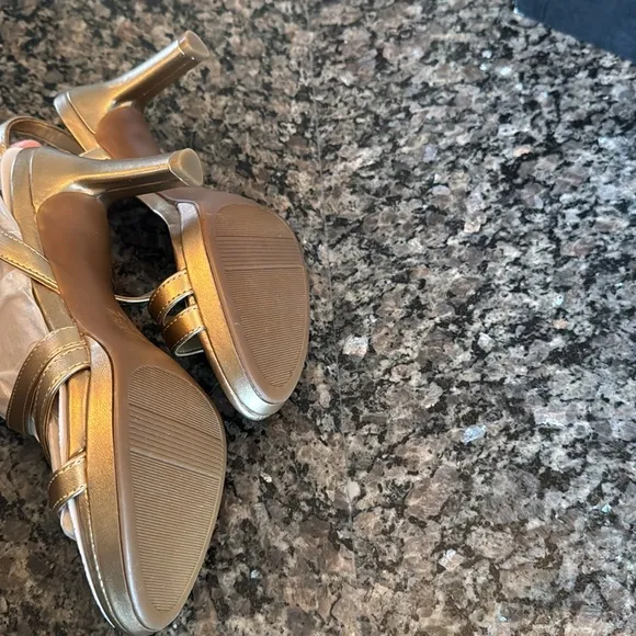 Naturalizer Brenta bronze pearl 3” slingback strappy heel NIB 12M