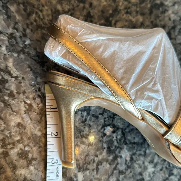 Naturalizer Brenta bronze pearl 3” slingback strappy heel NIB 12M
