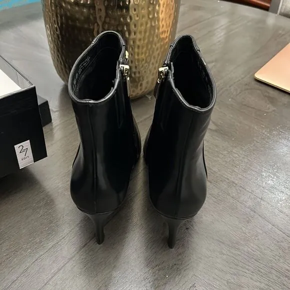 Naturalizer Frida Leather Chain Hardware Dress Booties (Wide)