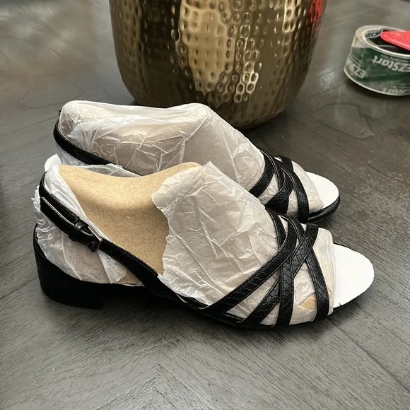 Naturalizer Jolee Black Snake (Wide)