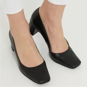 Naturalizer Karina Black Leather Square Toe Block Heel Pump 8.5 Wide