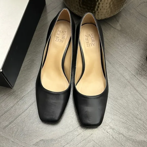 Naturalizer KARINA Block Heel Pumps (NARROW)