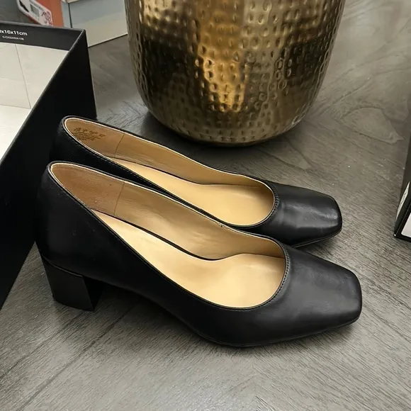 Naturalizer KARINA Block Heel Pumps (NARROW)