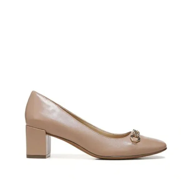NATURALIZER Kyla Pumps