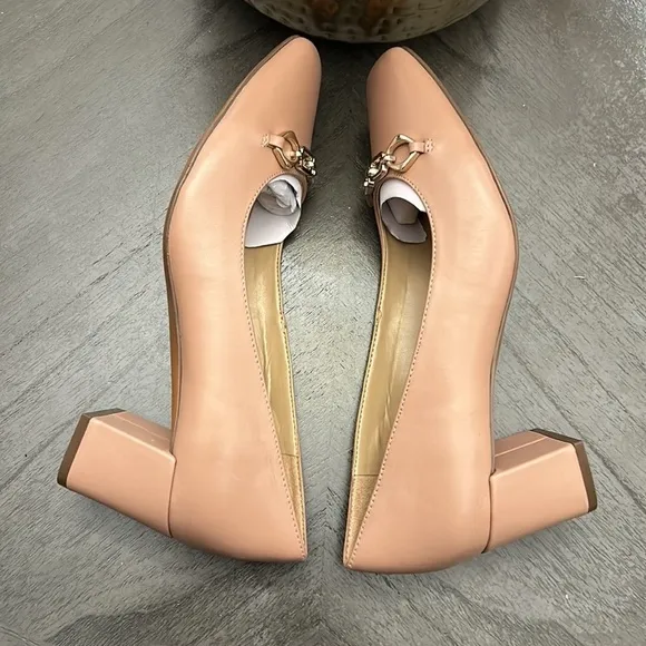 NATURALIZER Kyla Pumps