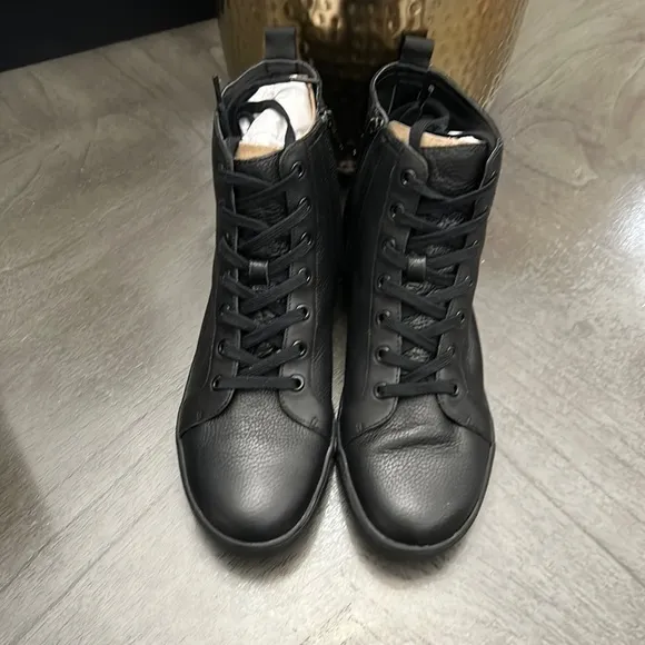 Naturalizer  Morrison Hi Water-Repellent