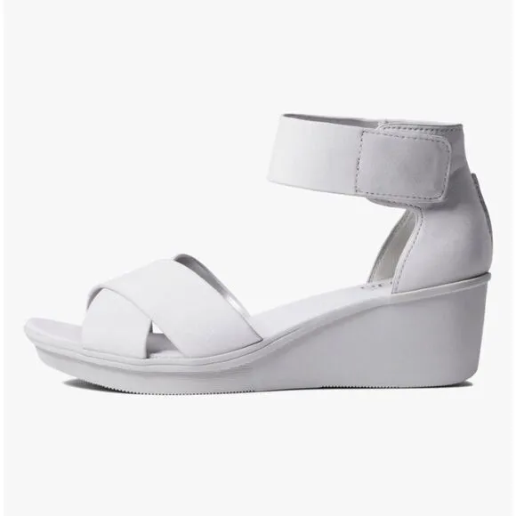 Naturalizer RIVIERA Ankle Strap Wedge Sandals (Wide)
