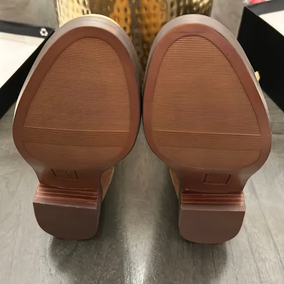 Naturalizer Robyn Golden Caramel Suede (Wide)