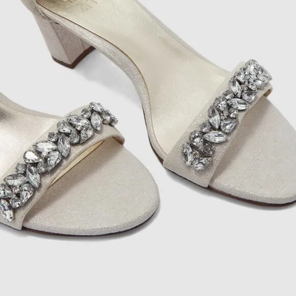 Naturalizer Vera Dress Sandal in Silver (WIDE)