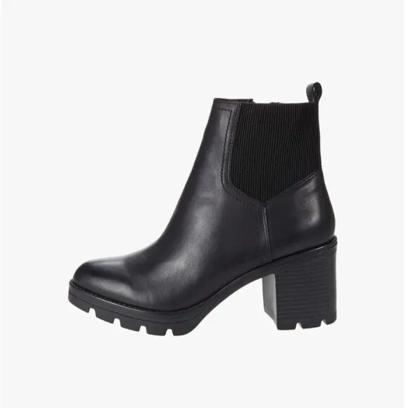 NATURALIZER Verney Waterproof Lug Sole Booties