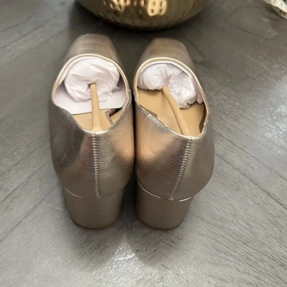 NATURALIZER Warner Square Toe Pump In Warm Silver (WIDE)