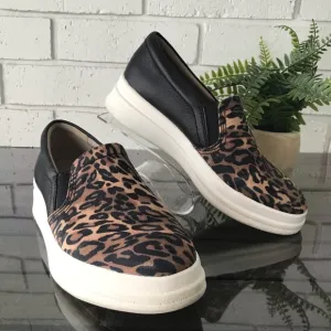 Naturalizer Yardley Cheetah Print Slip On Loafer Women's 7.5 WIDE