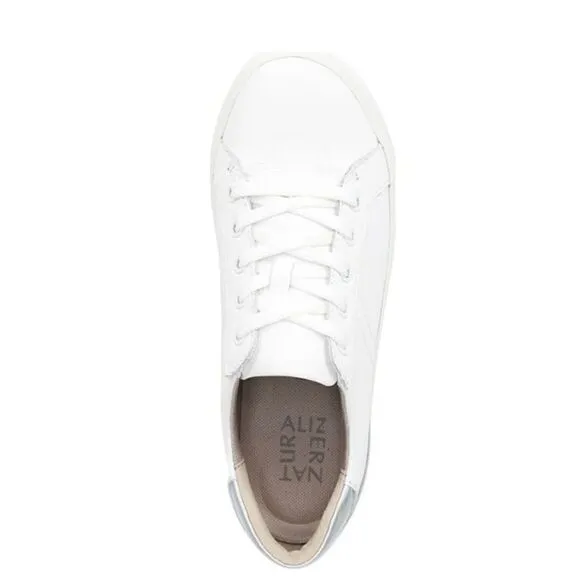 NATURALIZER MORRISON WOMENS SNEAKER WHITE SIZE 8W NEW IN BOX
